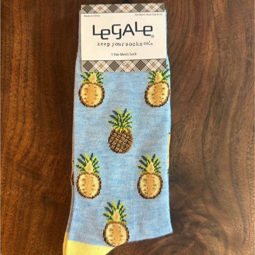 Men's Blue Pineapple Dress Socks
